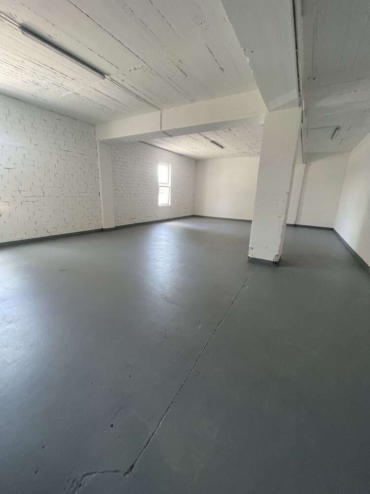 Halle in Wiesbaden 959,46 € 162.62 m²