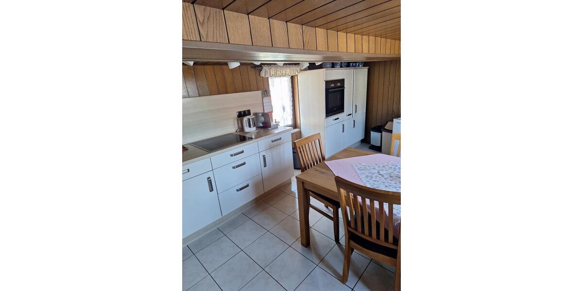 Etagenwohnung Schmitten im Taunus - 3 Zimmer, 75 m&sup2;, 550&euro; | Angebot:25711722