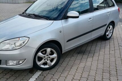 Skoda Fabia 245.000 km 2.950 &euro; Frankfurt 60326