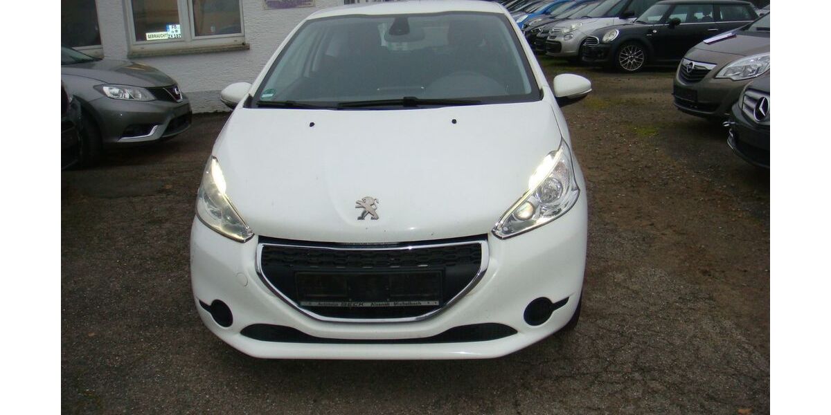 Peugeot 208 148.000 km 2.300 € Erlensee 63526