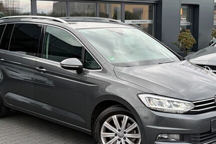 VW Touran 122.000 km 19.890 &euro; Seligenstadt 63500