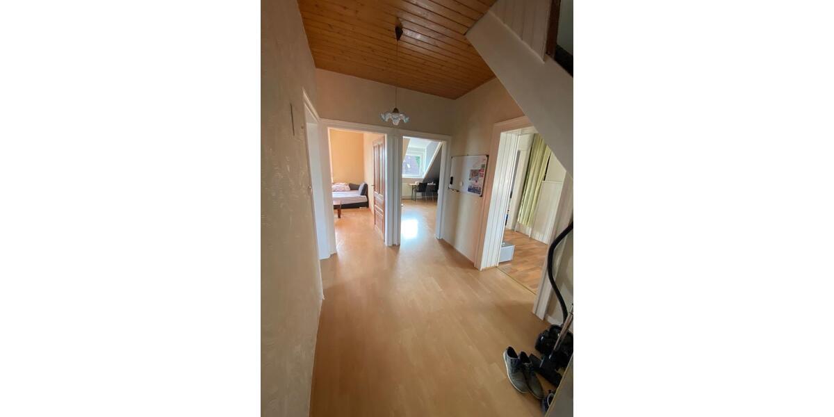Mehrfamilienhaus, Wohnhaus Frankfurt am Main Bergen-Enkheim - 10 Zimmer, 212 m&sup2;, 735.000&euro; | Angebot:26857801