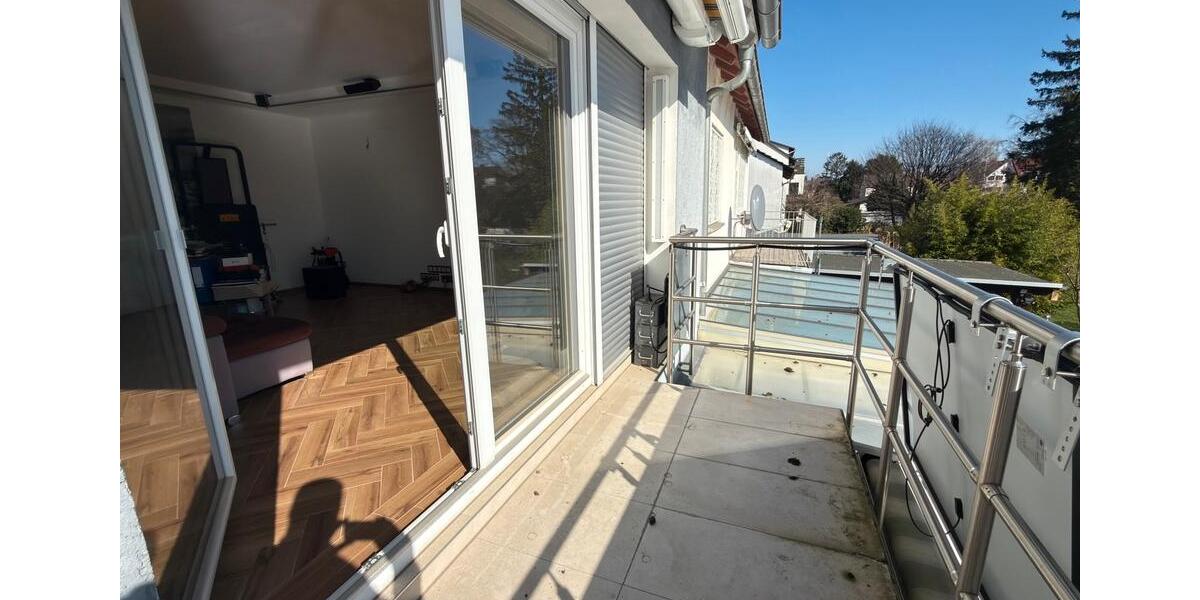 Etagenwohnung Frankfurt am Main Rödelheim - 3 Zimmer, 82 m&sup2;, 1.400&euro; | Angebot:25367135