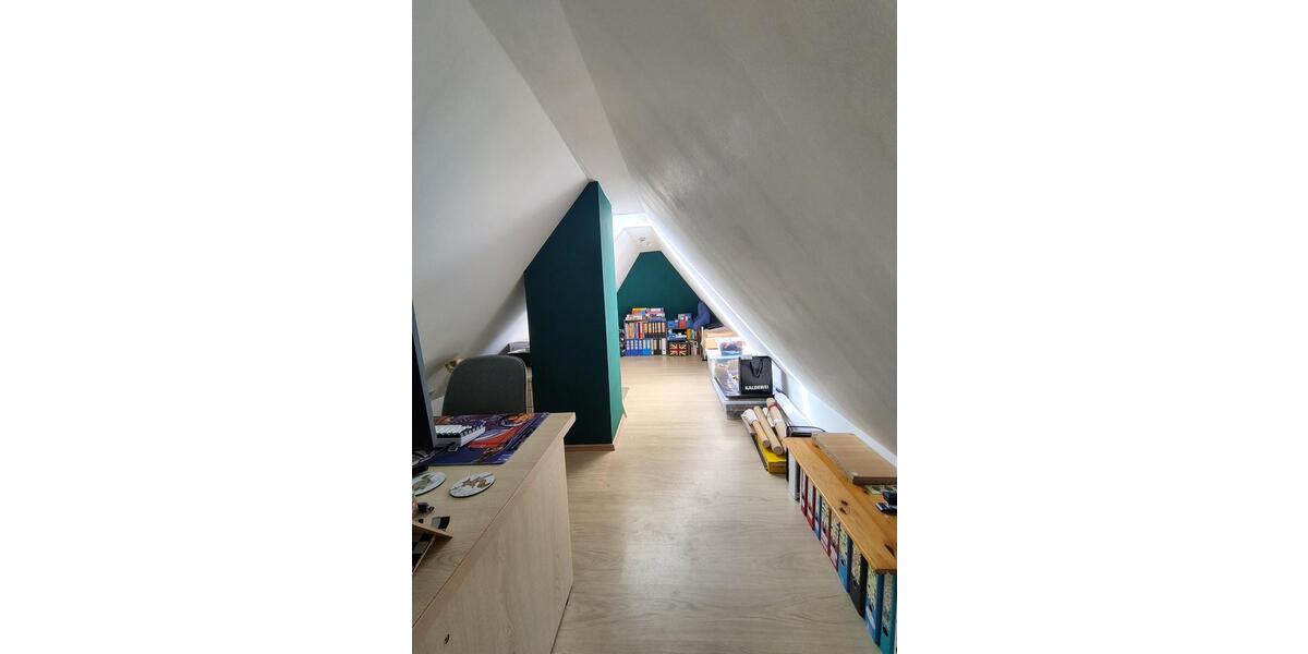 Dachgeschoßwohnung Groß-Zimmern Zimmern - 2 Zimmer, 87 m&sup2;, 890&euro; | Angebot:25637665