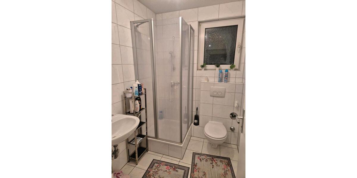 Etagenwohnung Hanau Lamboy - 1 Zimmer, 40 m&sup2;, 99&euro; | Angebot:25632147