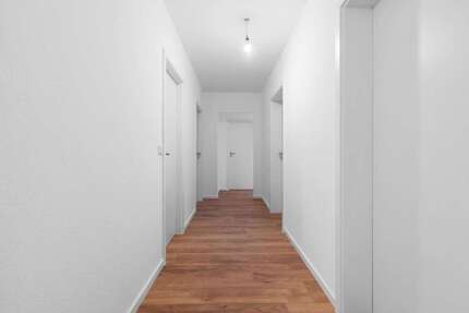 Zimmer Frankfurt am Main Niederrad - 450&euro; | Angebot:26901478