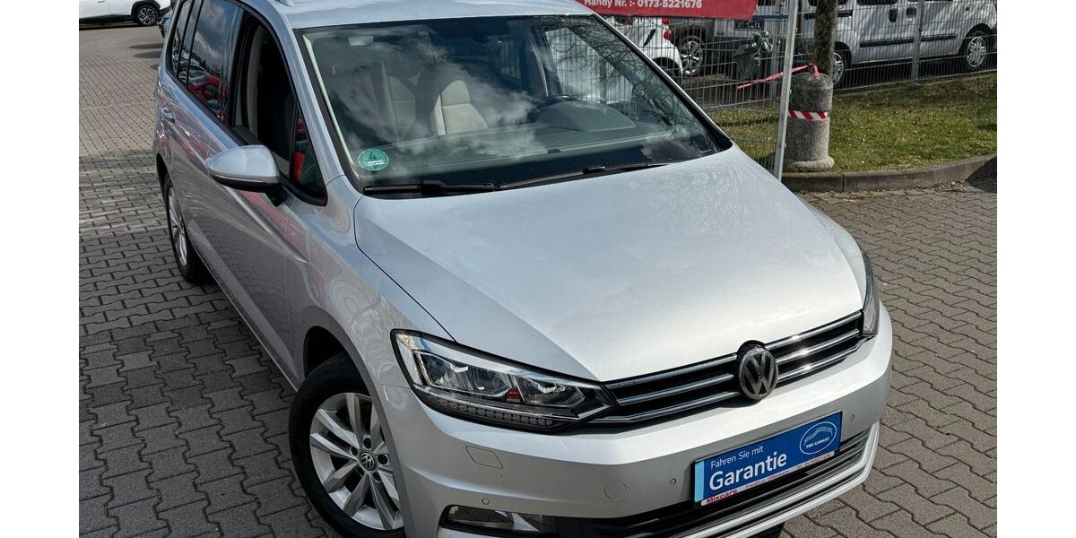 VW Touran 97.684 km 16.850 &euro; Offenbach 63071