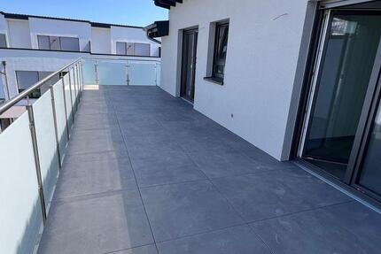 Haus Offenbach am Main Bieber - 3 Zimmer, 85 m&sup2;, 1.450&euro; | Angebot:25647143