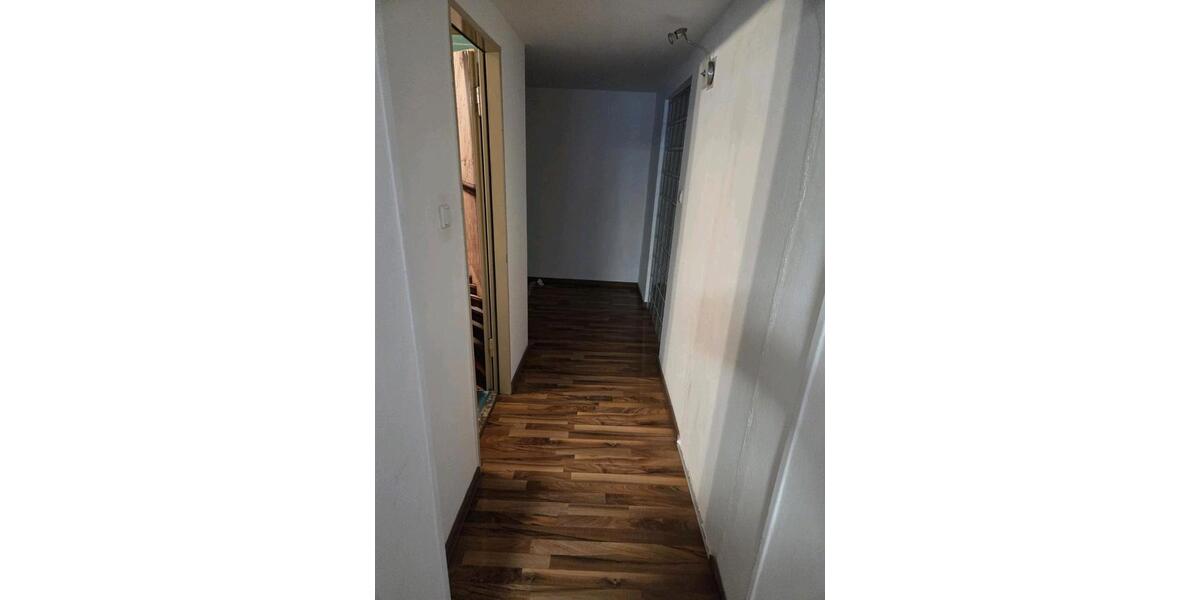 Etagenwohnung Frankfurt am Main Schwanheim - 1 Zimmer, 20 m&sup2;, 620&euro; | Angebot:25571717