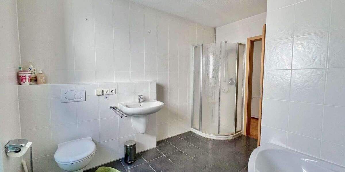 Einfamilienhaus Frankfurt am Main Berkersheim - 5 Zimmer, 181 m&sup2;, 1.095.000&euro; | Angebot:25318714