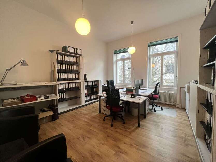 Büro in Wiesbaden 330 € 23.11 m²
