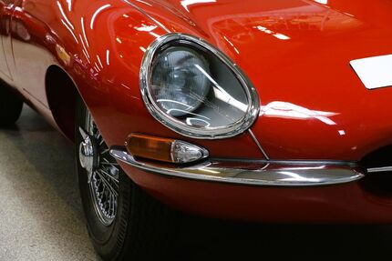 Jaguar E-Type 16.000 km 119.950 &euro; Alzenau 63755