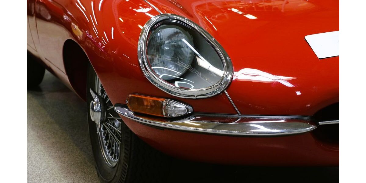 Jaguar E-Type 16.000 km 119.950 &euro; Alzenau 63755
