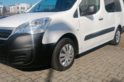 Peugeot Partner 64.500 km 12.300 &euro; Bad Vilbel 61118
