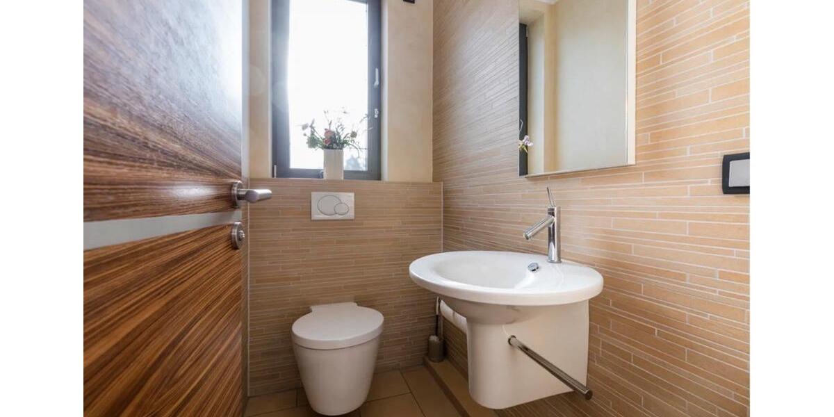 Einfamilienhaus Hofheim am Taunus - 9 Zimmer, 346 m&sup2;, 2.190.000&euro; | Angebot:27269448