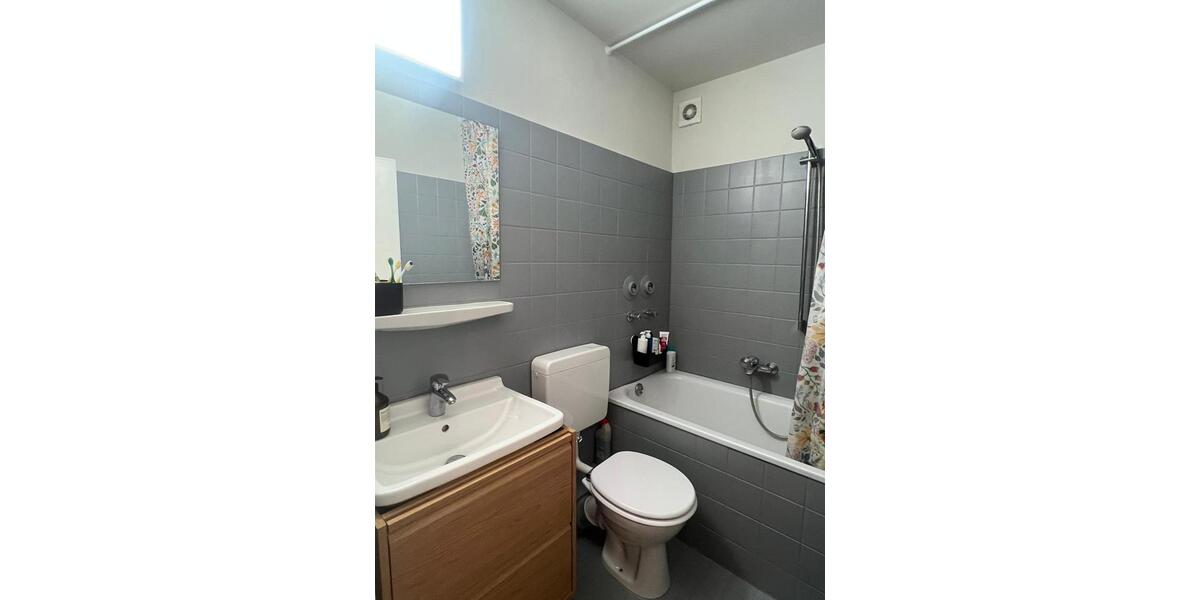 Etagenwohnung Frankfurt am Main Sachsenhausen Süd - 4 Zimmer, 95 m&sup2;, 2.850&euro; | Angebot:25868203