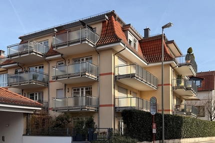 Hofheim: Seniorenresidenz mit Penthousefeeling! Charmante 3-Zimmerwohnung in zentraler Lage - Wohnung Hofheim | Angebot:25539425