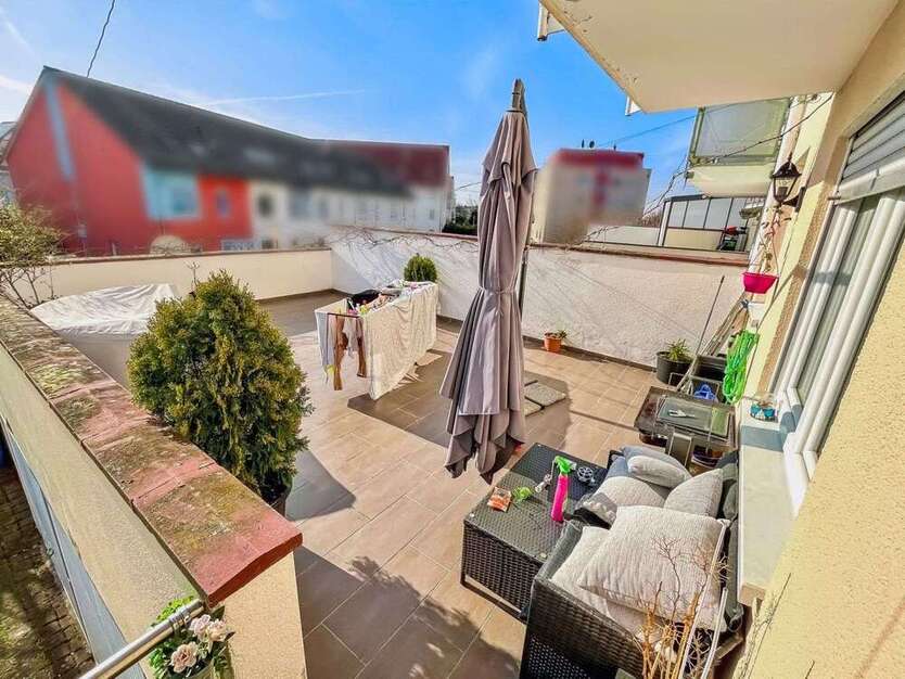 Haus zum Kaufen in Raunheim 890.000 € 259 m²
