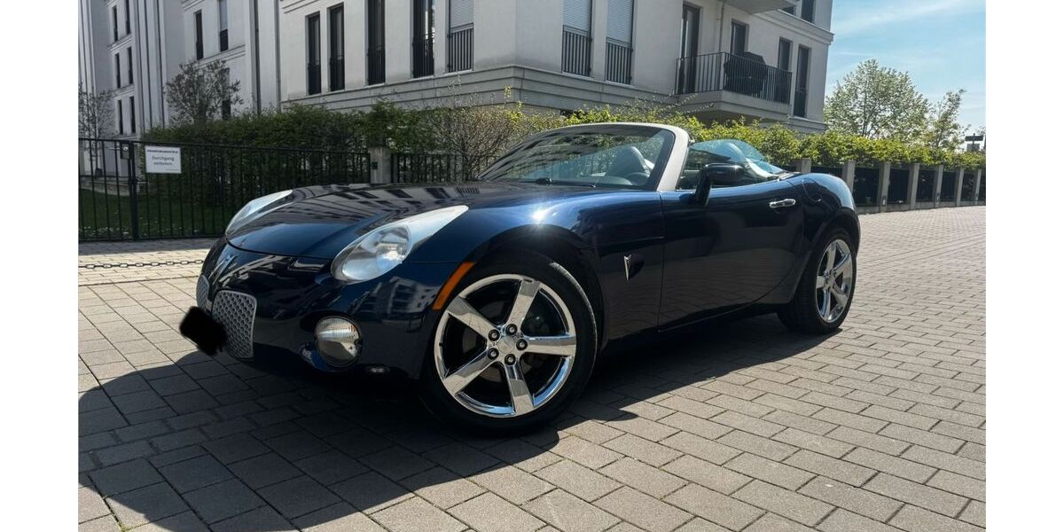 Pontiac Solstice 144.000 km 12.500 &euro; Frankfurt am Main 60486