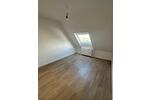 Dachgeschoßwohnung Flörsheim am Main - 2 Zimmer, 65 m&sup2;, 1.200&euro; | Angebot:25903915