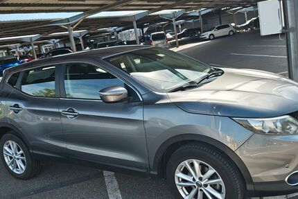 Nissan Qashqai 96.000 km 8.490 &euro; Frankfurt 60431