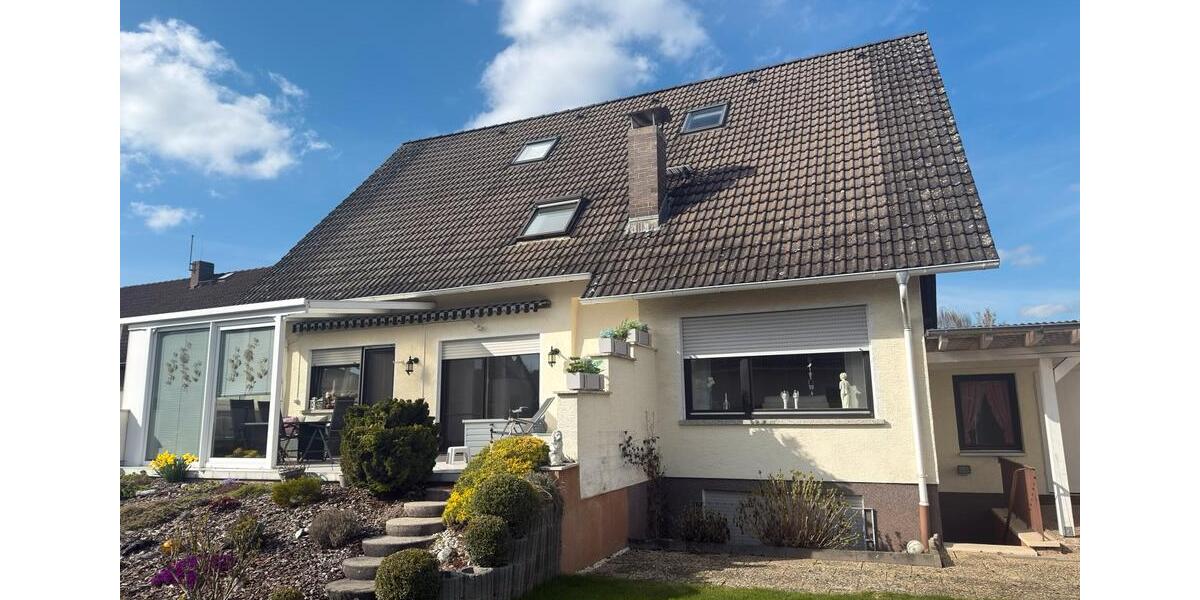 Dachgeschoßwohnung Bruchköbel - 4 Zimmer, 85 m&sup2;, 1.020&euro; | Angebot:26089902