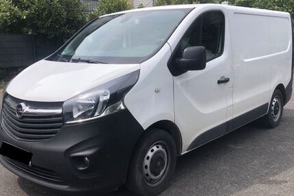 Opel Vivaro 142.780 km 9.900 &euro; Bad Soden 65812