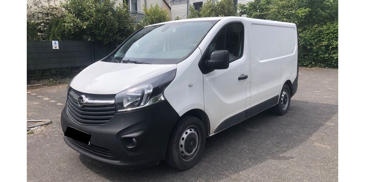 Opel Vivaro 142.780 km 9.900 &euro; Bad Soden 65812