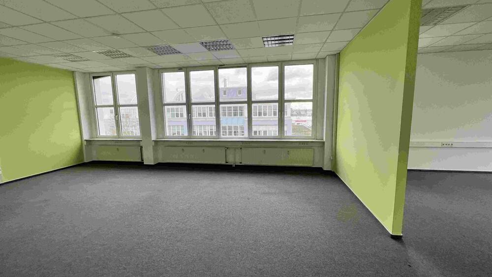Büroetage im 3. OG zu vermieten - teilbar ab ca. 300 m² zimmer