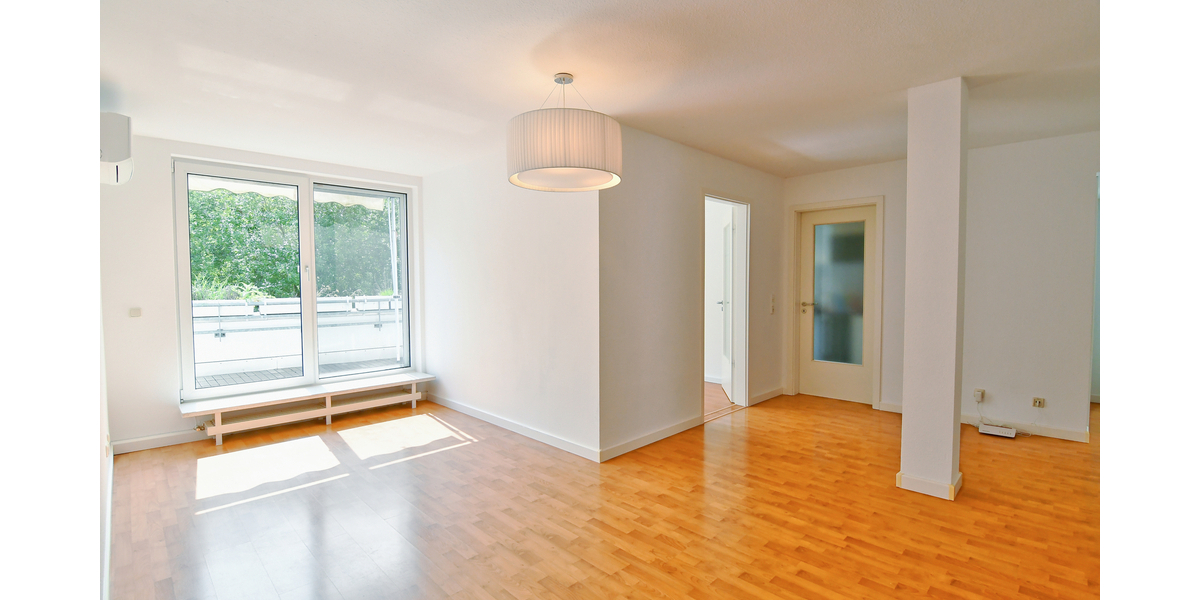 RESERVIERT!!! Direkt an der Natur - 3 Zi + Office, große Terrasse, 2 Plätze TG - Terrassenwohnung Eppstein | Angebot:25570514
