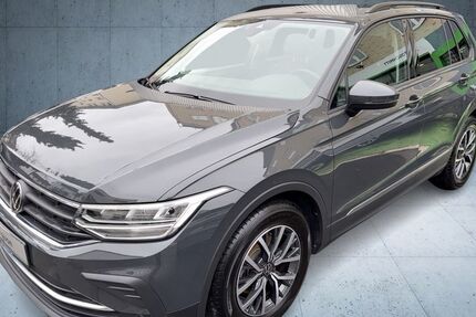 VW Tiguan 41.377 km 25.880 &euro; Frankfurt am Main 60528