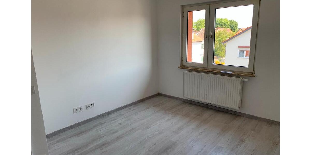 Etagenwohnung Bischofsheim - 2 Zimmer, 48 m&sup2;, 800&euro; | Angebot:26386402