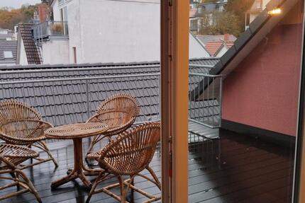 Traumhafte 2-Zimmer-Dachgeschosswohnung in Bad Nauheim zimmer