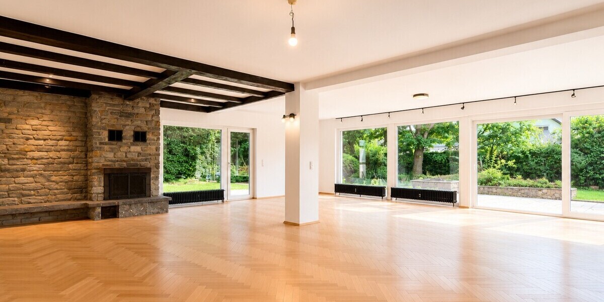 Großes Familienhaus am Sonnenhang mit Doppelgarage - Einfamilienhaus Eppstein | Angebot:27120640