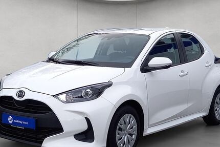 Mazda 2 Hybrid 53.335 km 17.250 &euro; Frankfurt 60386
