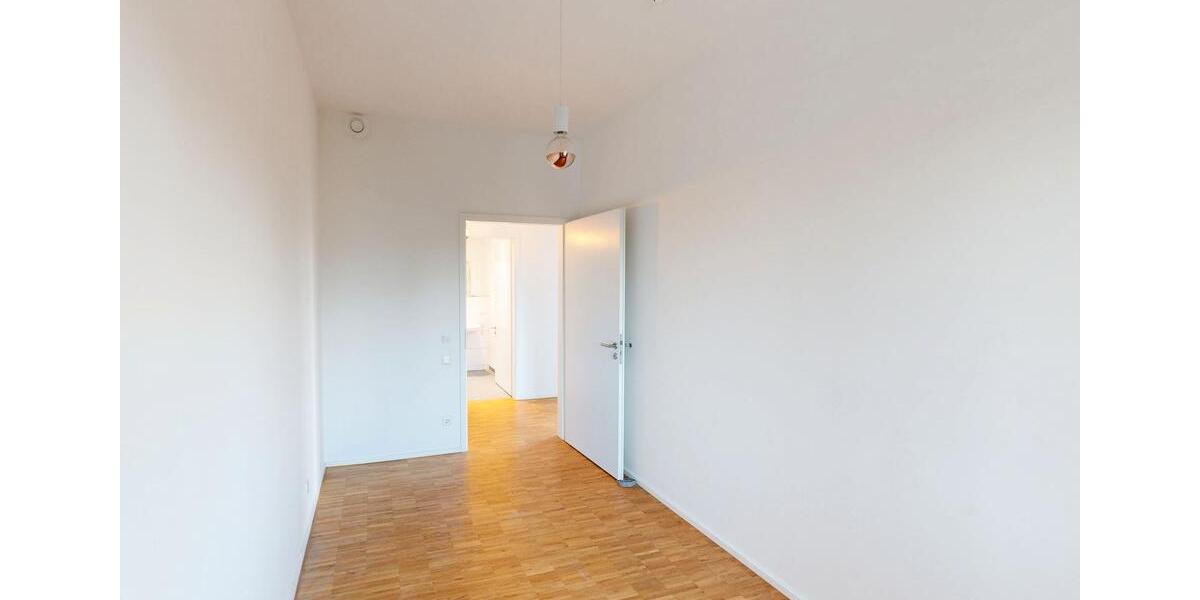 Etagenwohnung Frankfurt am Main Bockenheim - 4 Zimmer, 130 m&sup2;, 2.480&euro; | Angebot:26096581