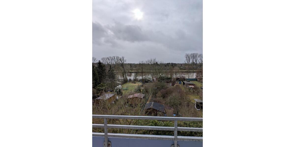 Etagenwohnung Frankfurt am Main Nied - 4 Zimmer, 86 m&sup2;, 1.500&euro; | Angebot:25174857