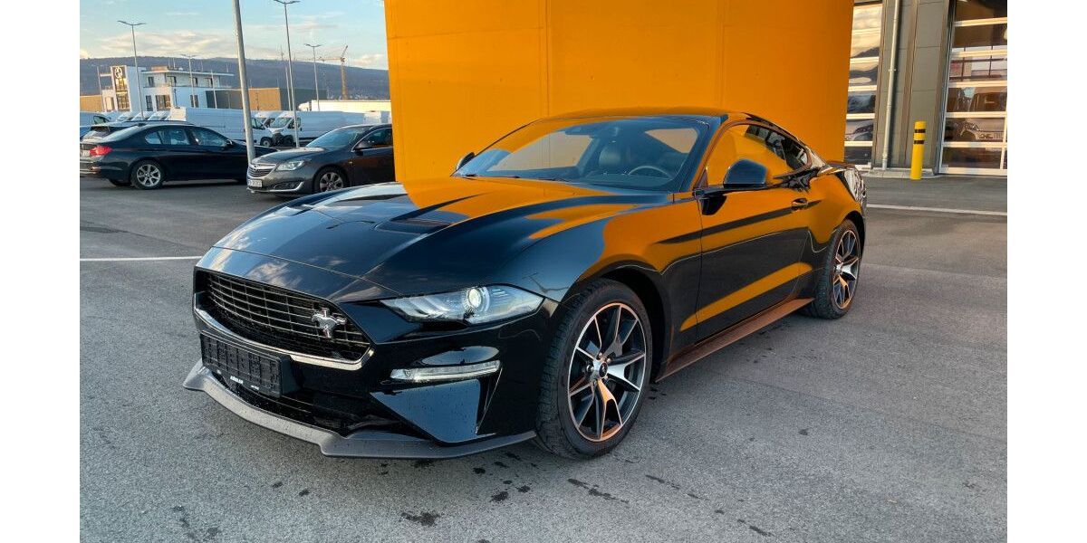 Ford Mustang 14.750 km 33.840 &euro; Rosbach v.d.H. 61191