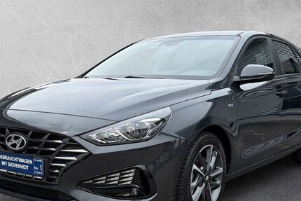 Hyundai i30 29.192 km 20.530 &euro; Rüsselsheim 65428