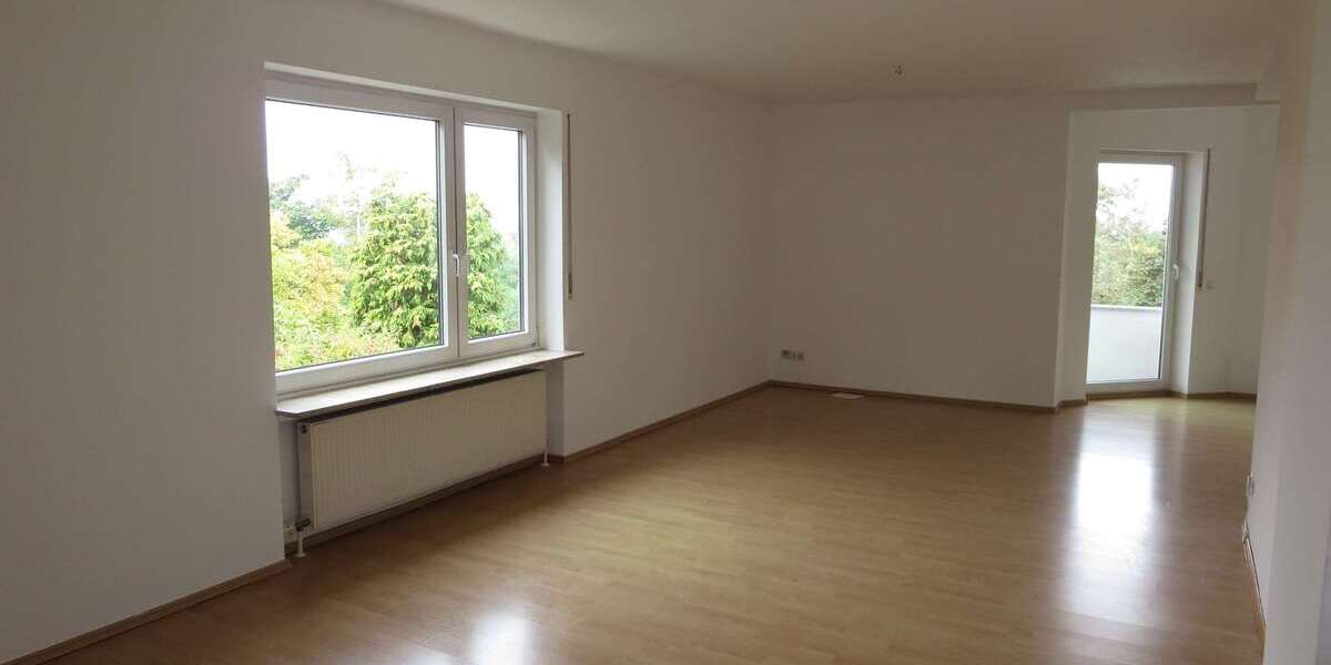 Etagenwohnung Kelsterbach - 4 Zimmer, 107 m&sup2;, 1.350&euro; | Angebot:25271105
