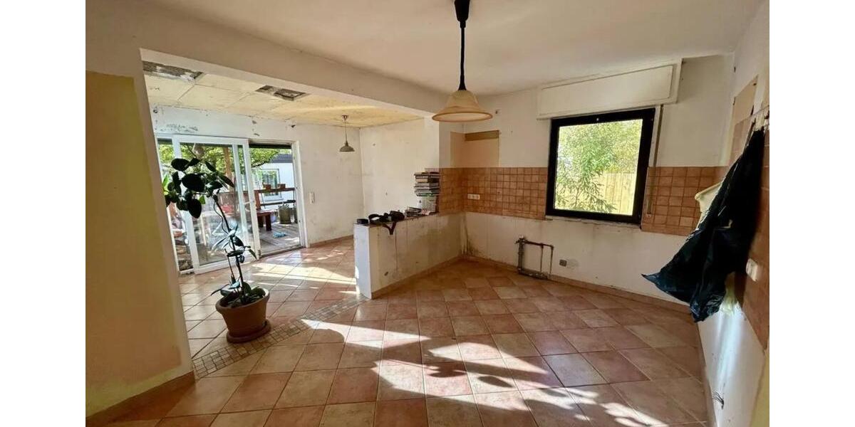 Einfamilienhaus Hanau Groß-Steinheim - 9 Zimmer, 200 m&sup2;, 499.000&euro; | Angebot:25299984