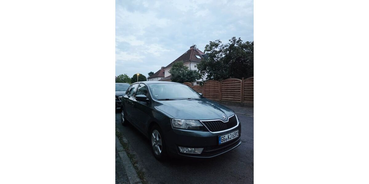 Skoda Rapid 124.947 km 8.490 &euro; Rüsselsheim 65428