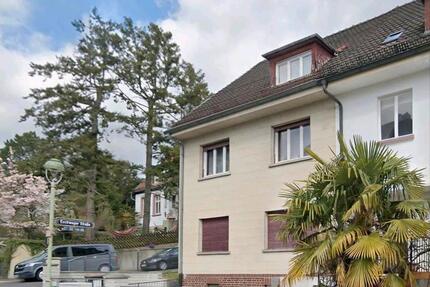 Praxisräume in Frankfurt Seckbach ab Frühjahr zu Vermieten. zimmer