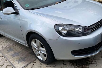 VW Golf 97.000 km 6.299 &euro; Eppstein 65817