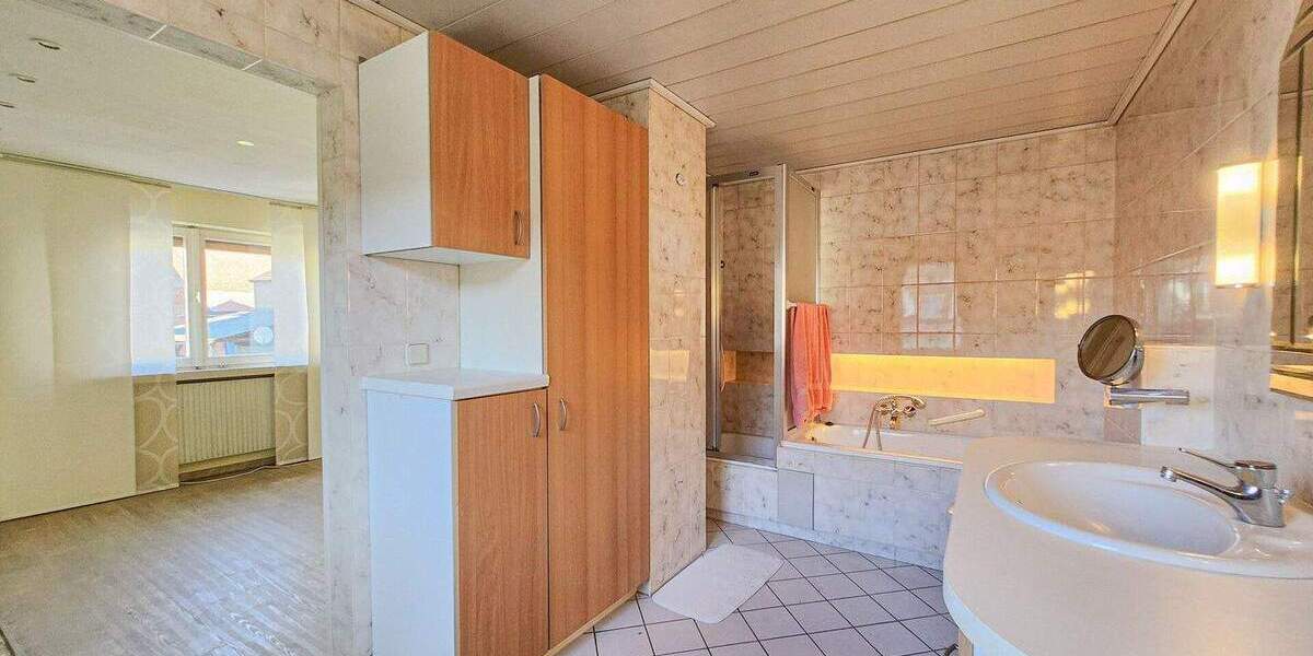 Einfamilienhaus Frankfurt am Main Nieder-Eschbach - 5 Zimmer, 128 m&sup2;, 499.000&euro; | Angebot:25780521