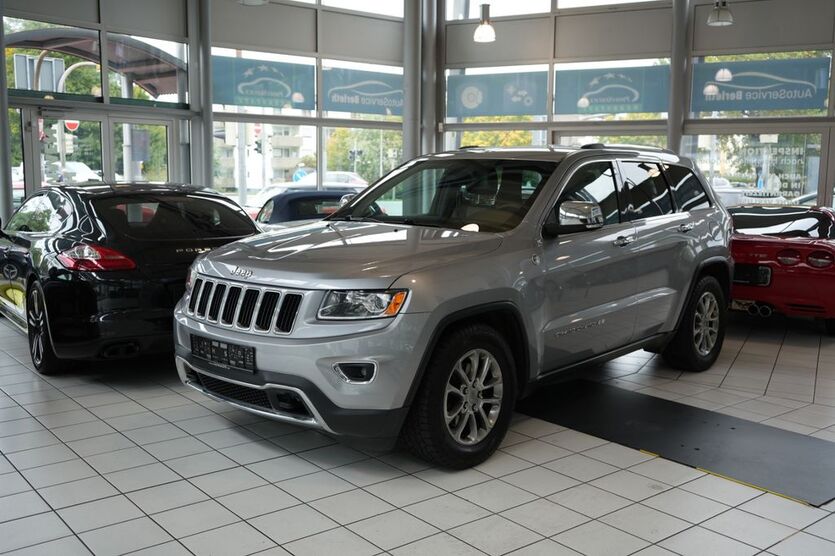 Jeep Grand Cherokee 188.977 km 13.900 € Obertshausen 63179