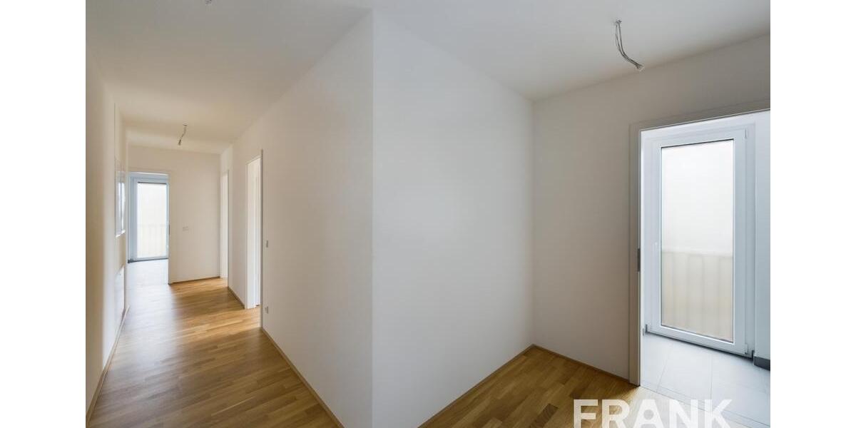 Erstbezug! Moderne 3-Zimmerwohnung mit Loggia 3 zimmer