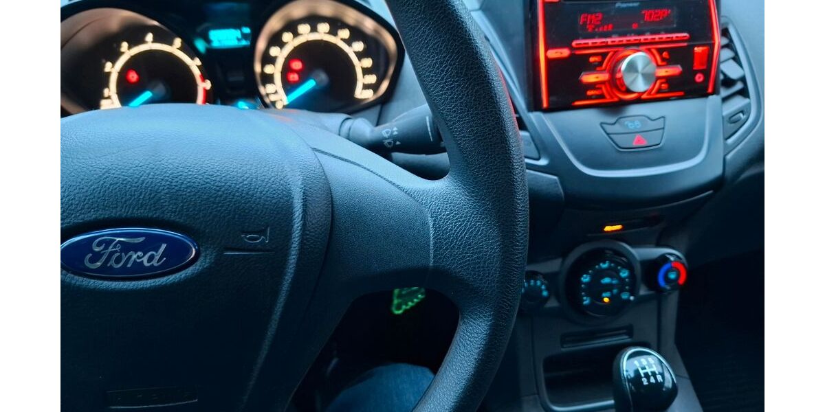 Ford Fiesta 98.480 km 4.450 &euro; Darmstadt 64289