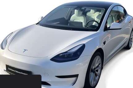 Tesla Model 3 55.978 km 28.800 &euro; Hanau 63457