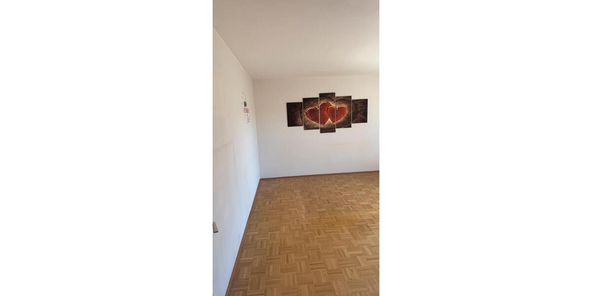 Etagenwohnung Frankfurt am Main Nord-Ost - 4 Zimmer, 107 m&sup2;, 1.400&euro; | Angebot:26356239